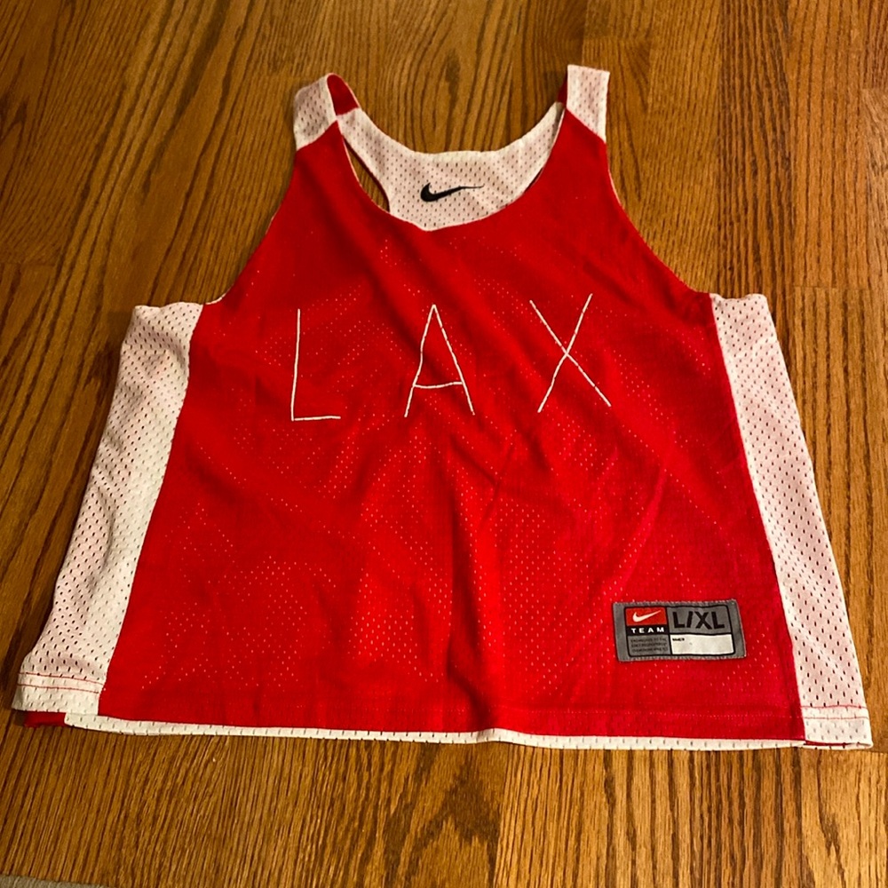 Girls Nike L/XL lax pinnie